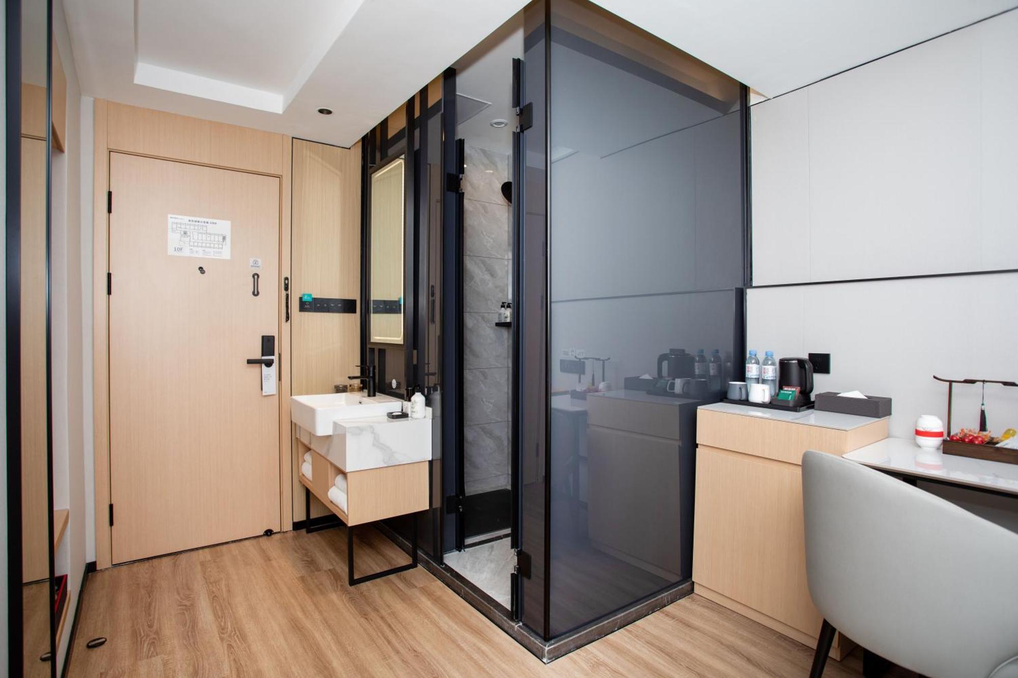 Vx Hotel Shanghai Yixian Road Dabaishu Exterior photo